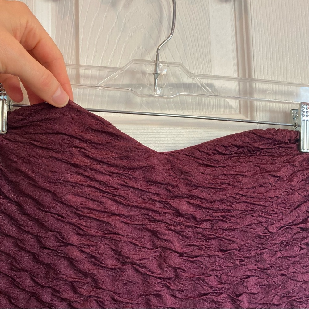 Charlotte Russe smocked strapless/tube top, eggplant color, sweetheart neckline - Picture 3 of 7